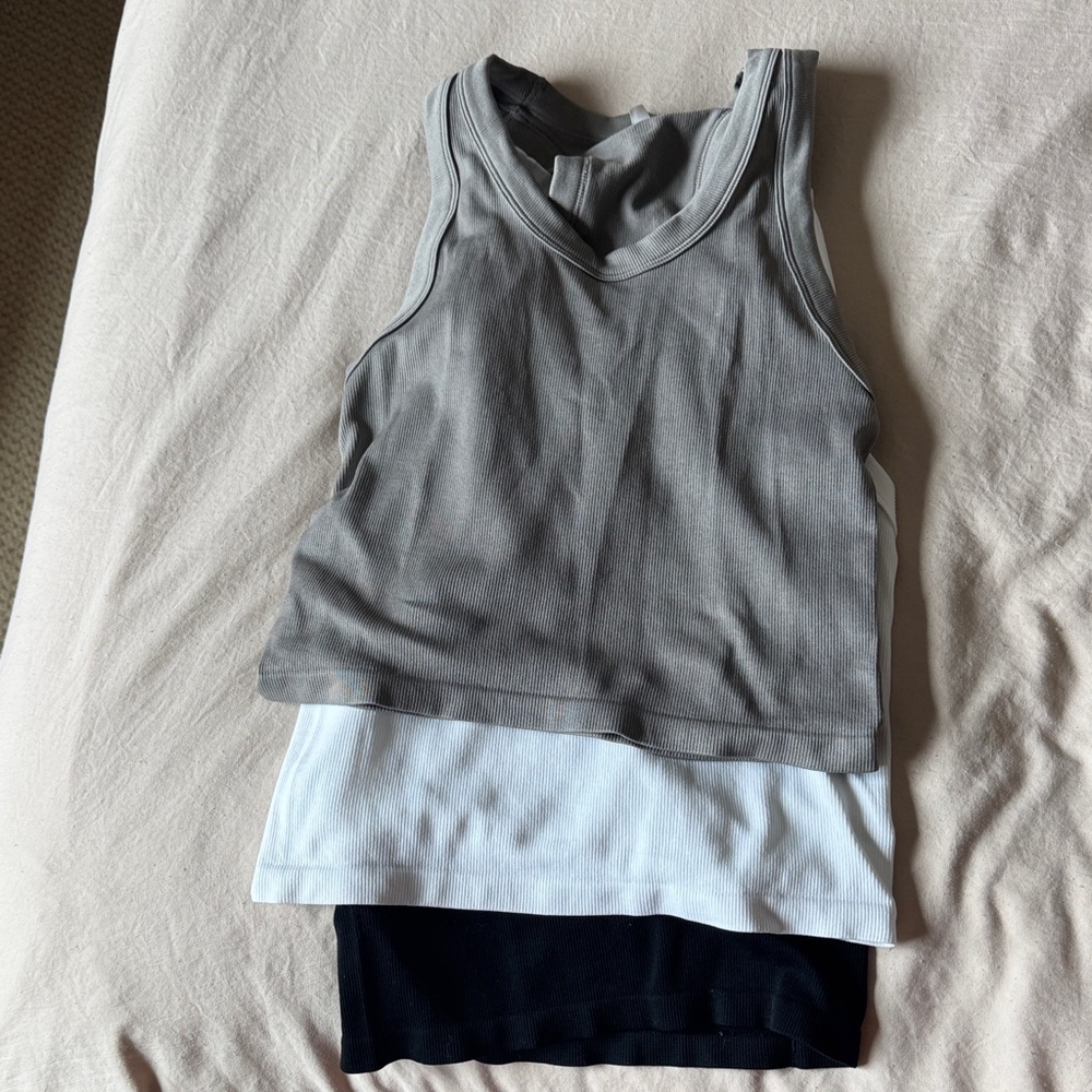 Sleeveless Tank Top Set - Gray, White, and Black